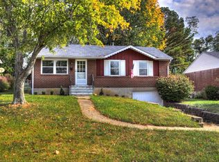 220 Caldwell Dr, Elsmere, KY