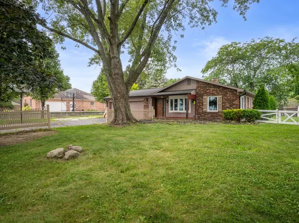 972 N 200 W, Greenfield, IN 46140