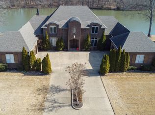 4710 Eiffel Ln, Nesbit, MS 38651