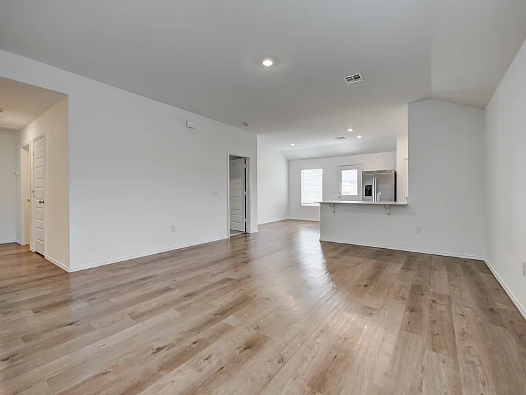 6100 Western Redbud Trl — Photo 11