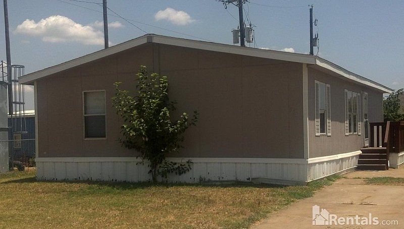 1st image of 816 Holland Dr #128