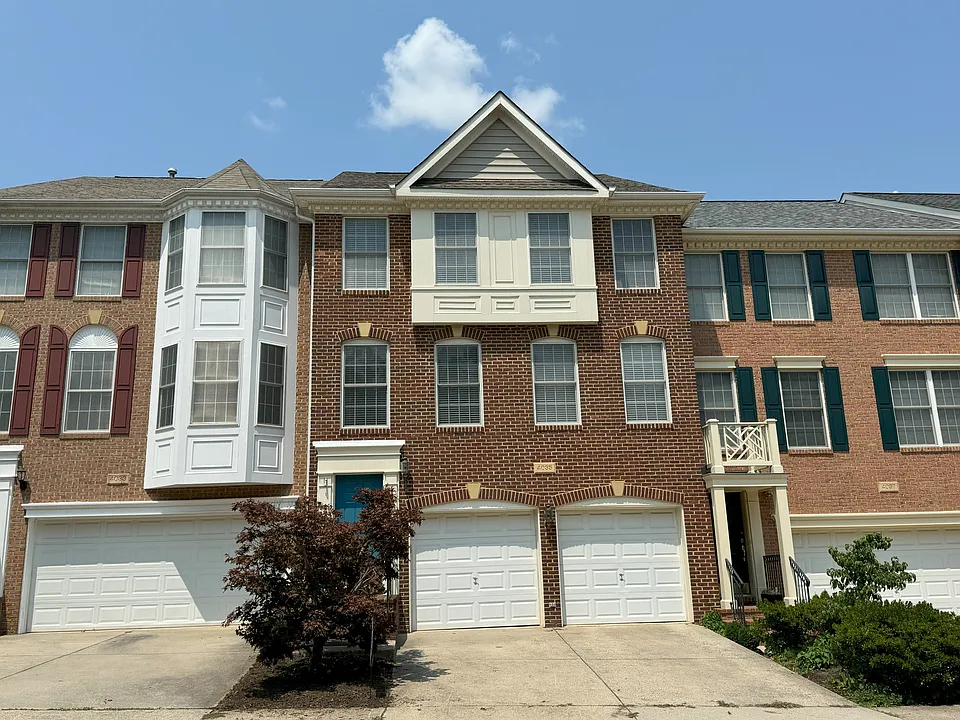 4035 Royal Lytham Dr