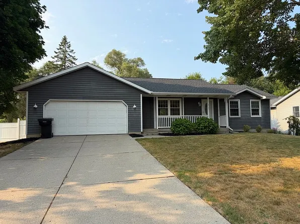 4785 Wellington St, Hudsonville, MI 49426