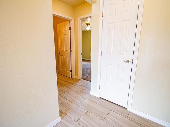5th image of 18 Burro Flats Ln