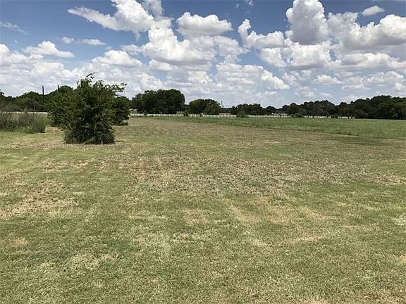 5th image of 111 Brushy Creek Trl