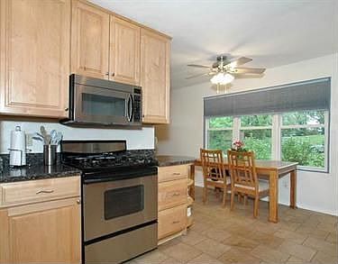 4th image of 3303 Fawnway Dr