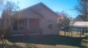 1st image of 111 W Weaver Ave