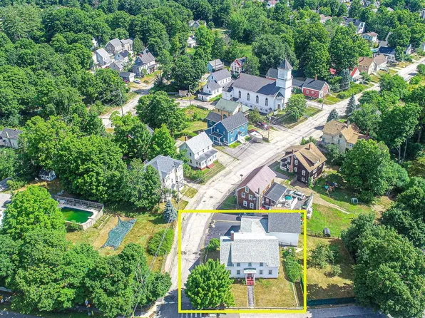 17 Spring Street, Farmington, NH 03835