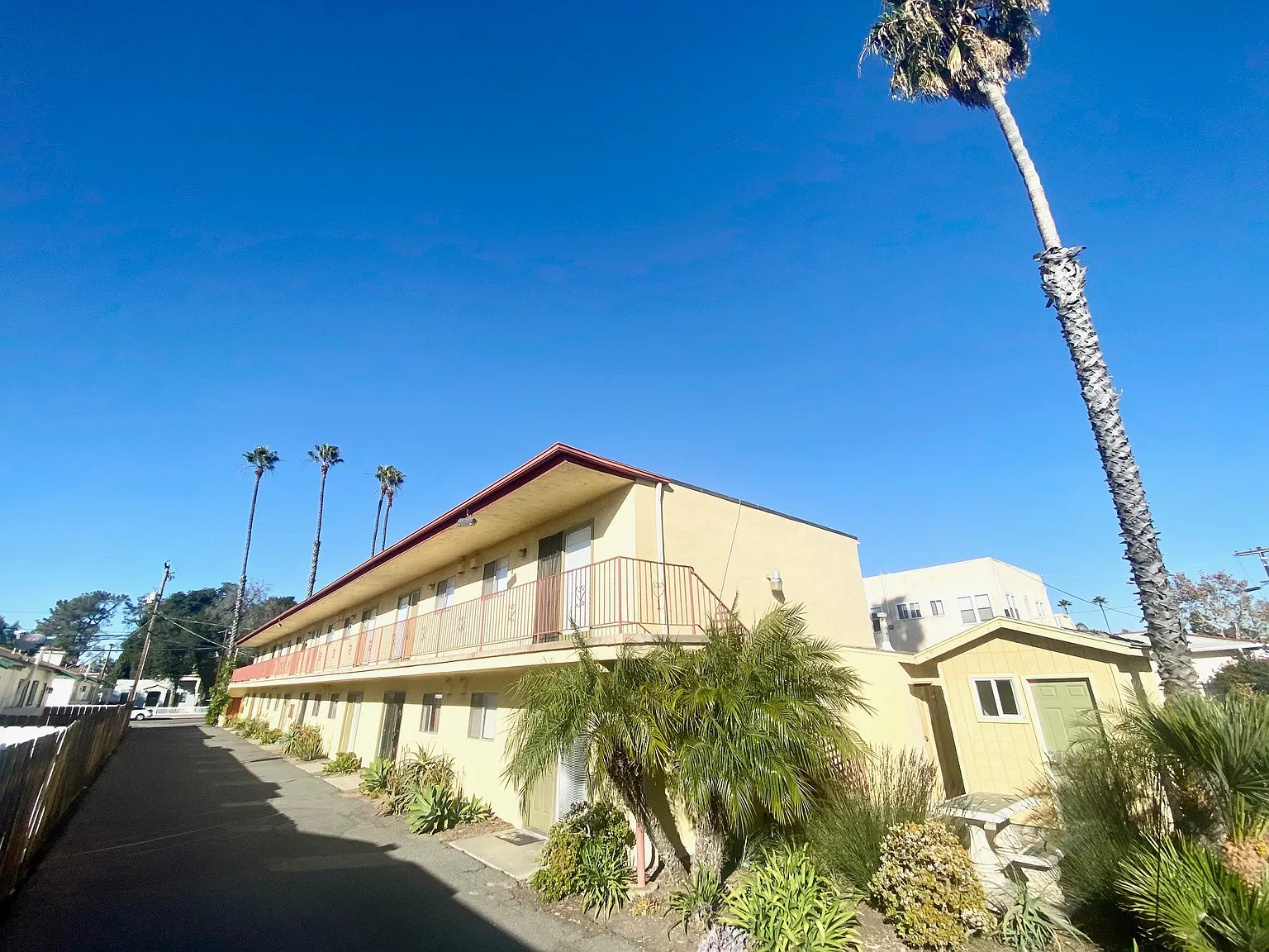 1 bed, 500 sqft, $1,795 — Photo 1