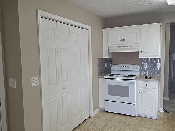 5th image of 349 Millridge Dr