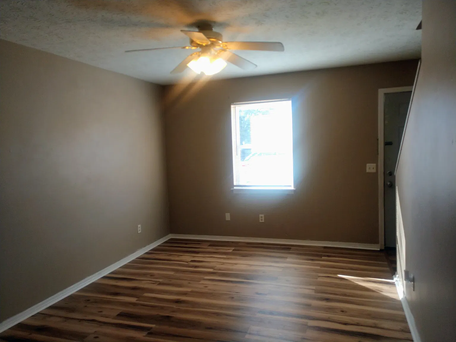 1819 Summerhaven Ave — Photo 4