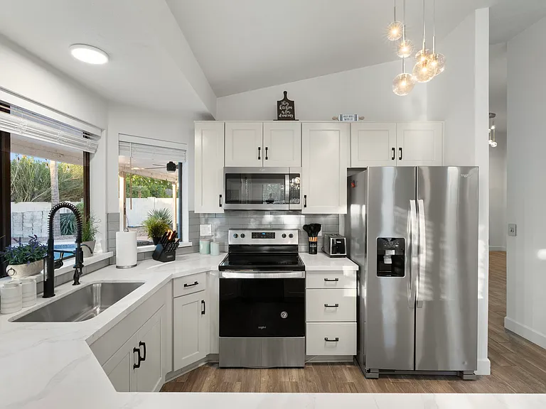 5015 E Karen Dr — Photo 18