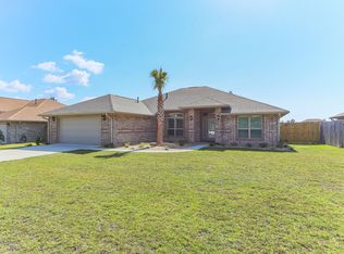 4825 Perspective Dr, Milton, FL 32570
