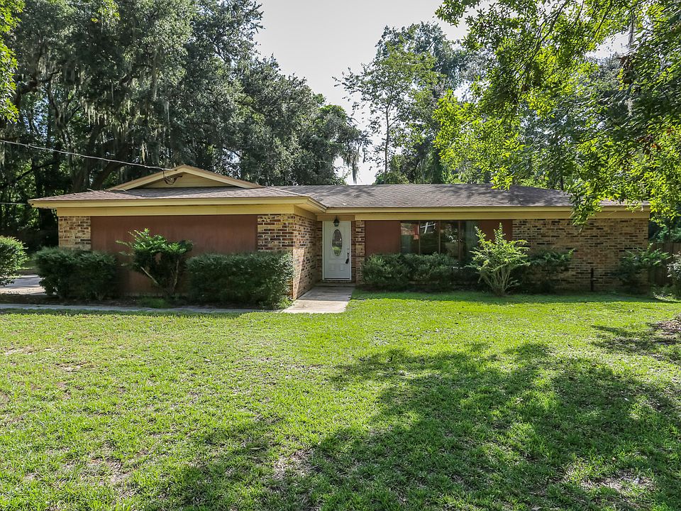 1st image of 2299 Laurel Ln