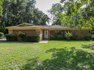 2299 Laurel Ln, Orange Park, FL 32073