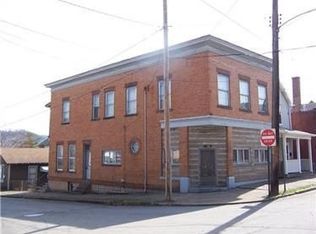 1096 McKean Ave, Donora, PA