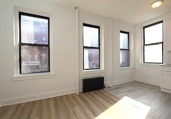 2nd image of 665 9th Ave APT 2