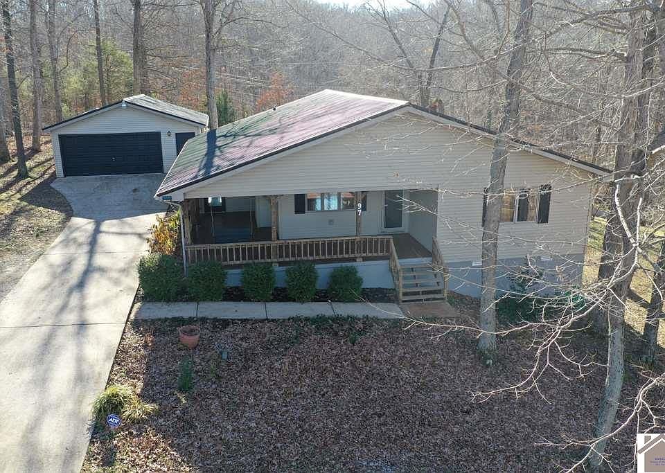 1st image of 97 Persimmon Pl