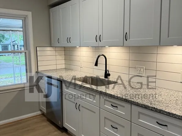 17390 Brady, Redford, MI 48240