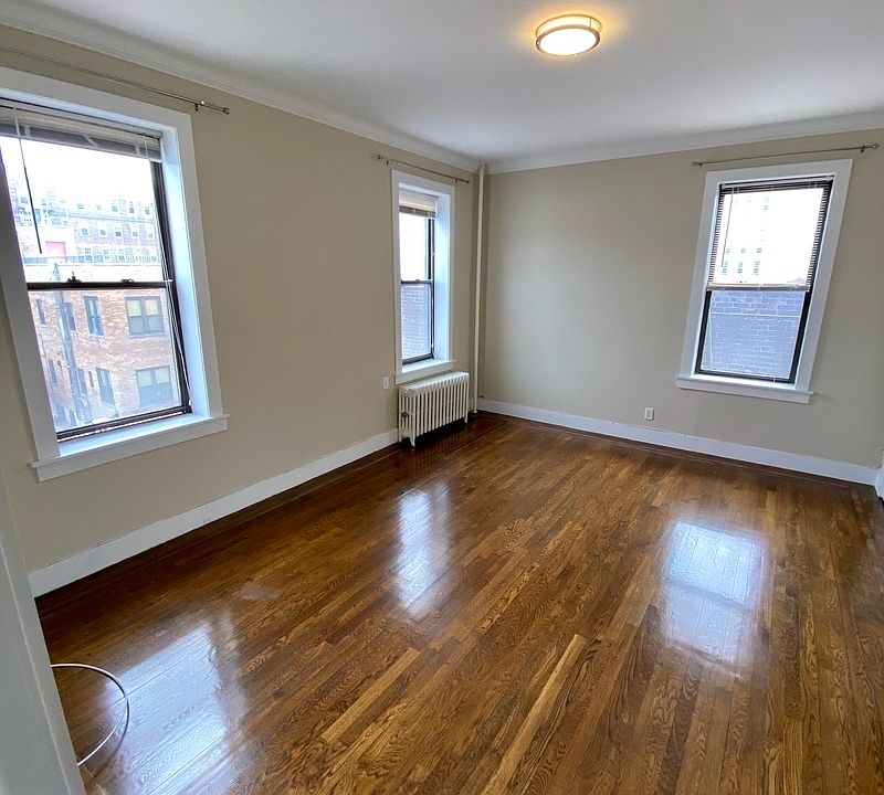 1st image of 4105 43rd St APT D3