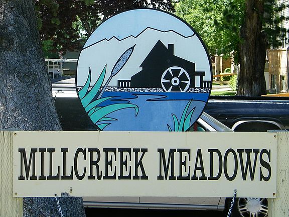 4th image of 837 E Meadow Pine Ct