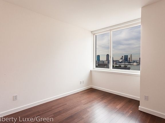 3rd image of 200 N End Ave APT 22B