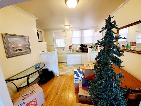 5th image of 7400 N Ashland Ave #2W
