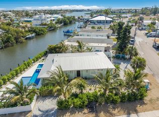 6401 Marina Dr, Holmes Beach, FL 34217