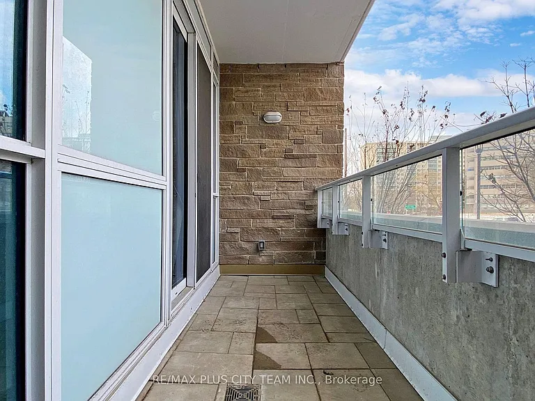 10 Deerlick Ct #206 — Photo 14