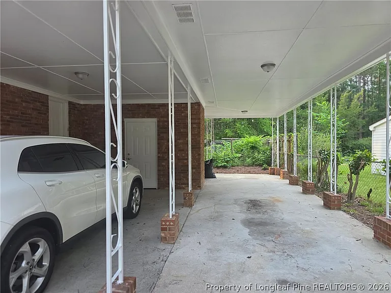 1125 Oakwood St — Photo 20