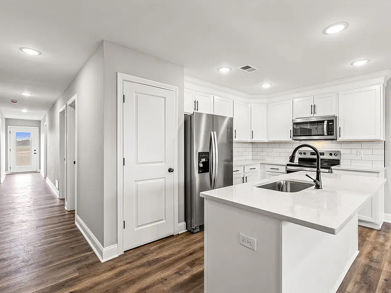 5009 Melana Way — Photo 8