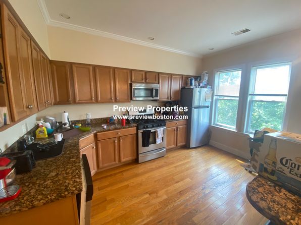 (undisclosed Address)