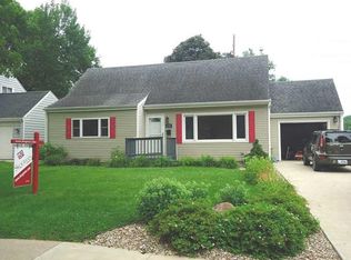 2751 Franklin Ave NE, Cedar Rapids, IA 52402