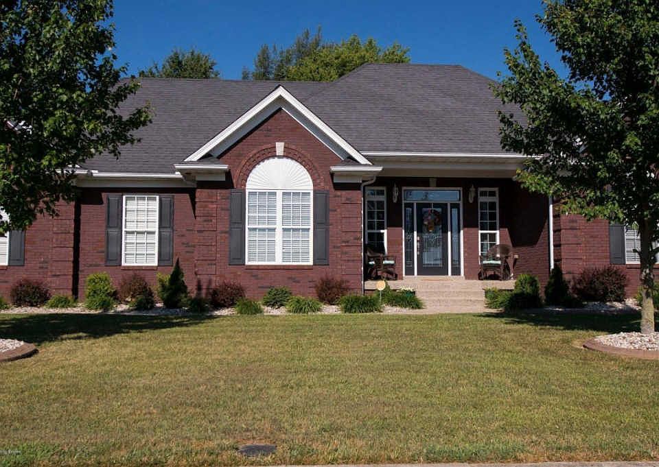 1st image of 311 Olde Colony Ct