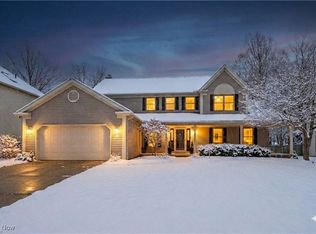 20393 Wildwood Ln, Strongsville, OH