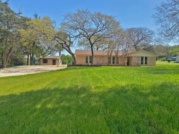 2063 Trailwood Dr W, Burleson, TX 76028