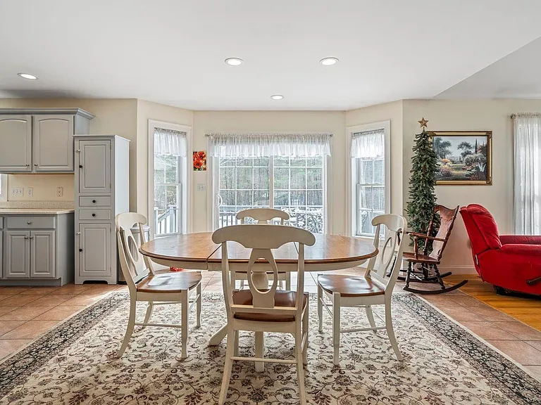 20 Ordway Ln — Photo 9
