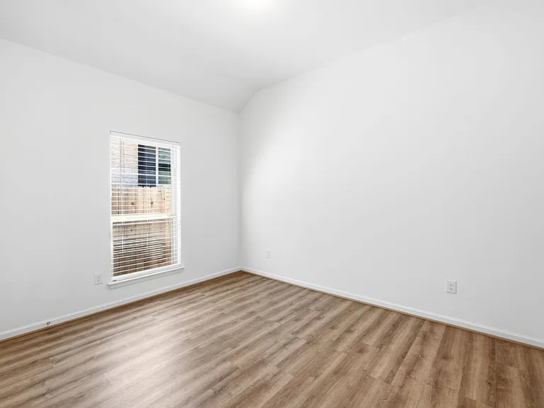 11951 Sawgrass Dr — Photo 20