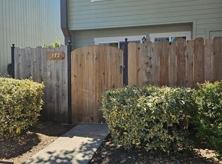 372 Harvest Ln, Santa Rosa, CA 95401