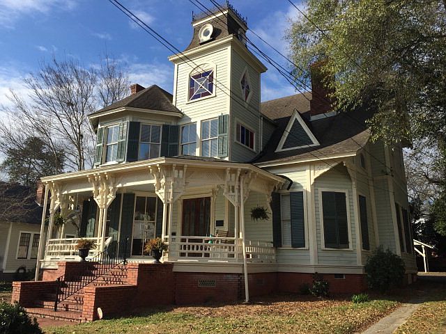 1st image of 134 Buford Pl