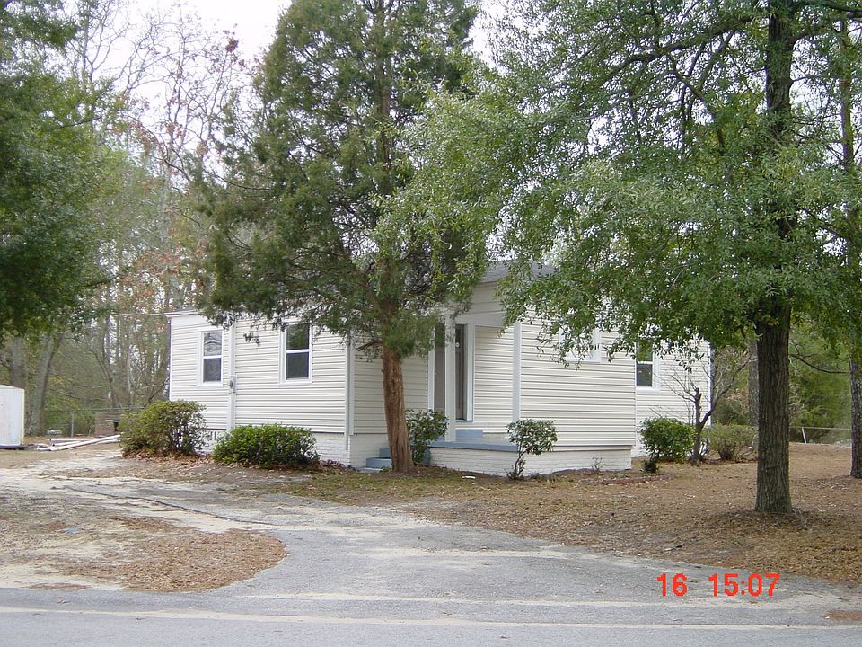 2nd image of 2856 Dubard St