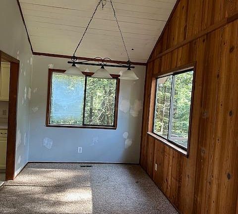 3rd image of 45575 Pacific Woods Road