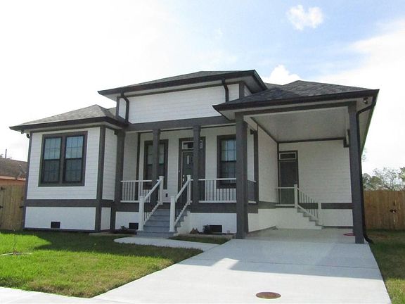 3rd image of 5809 Bienvenue Ave