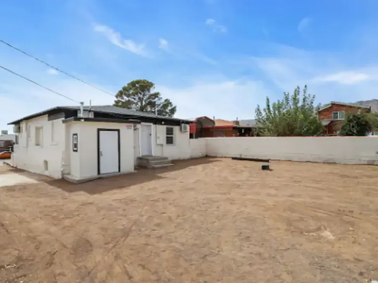 Exterior with Picnic Table and BBQ Grill