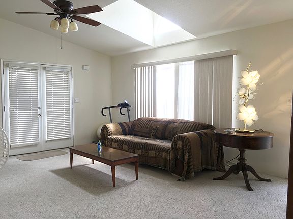 2nd image of 1600 E Vista Way Space 99