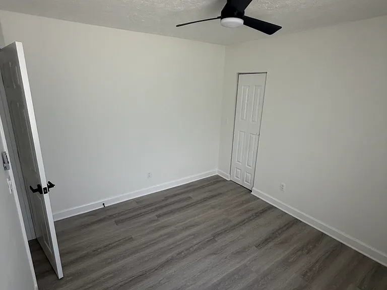 1700 North Ave NW — Photo 6