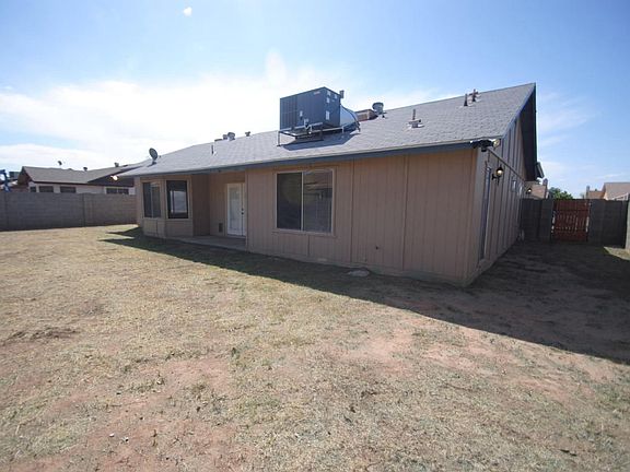 5th image of 8038 W Corrine Dr