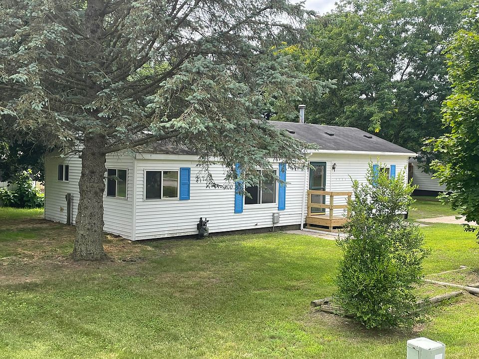 1st image of 1109 E Van Deinse St