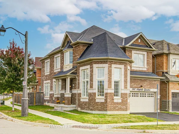 382 Begonia Gdns, Oakville, ON L6M 1L7
