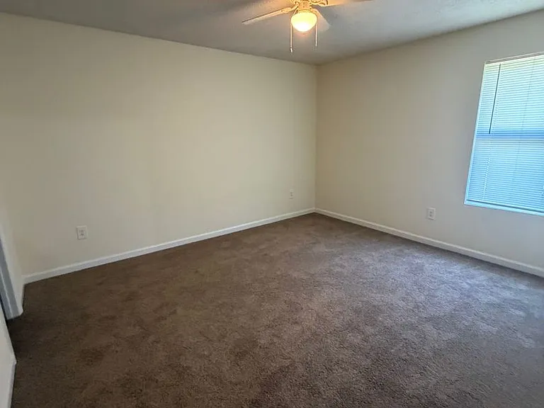 2929 Wakefield Ct — Photo 7